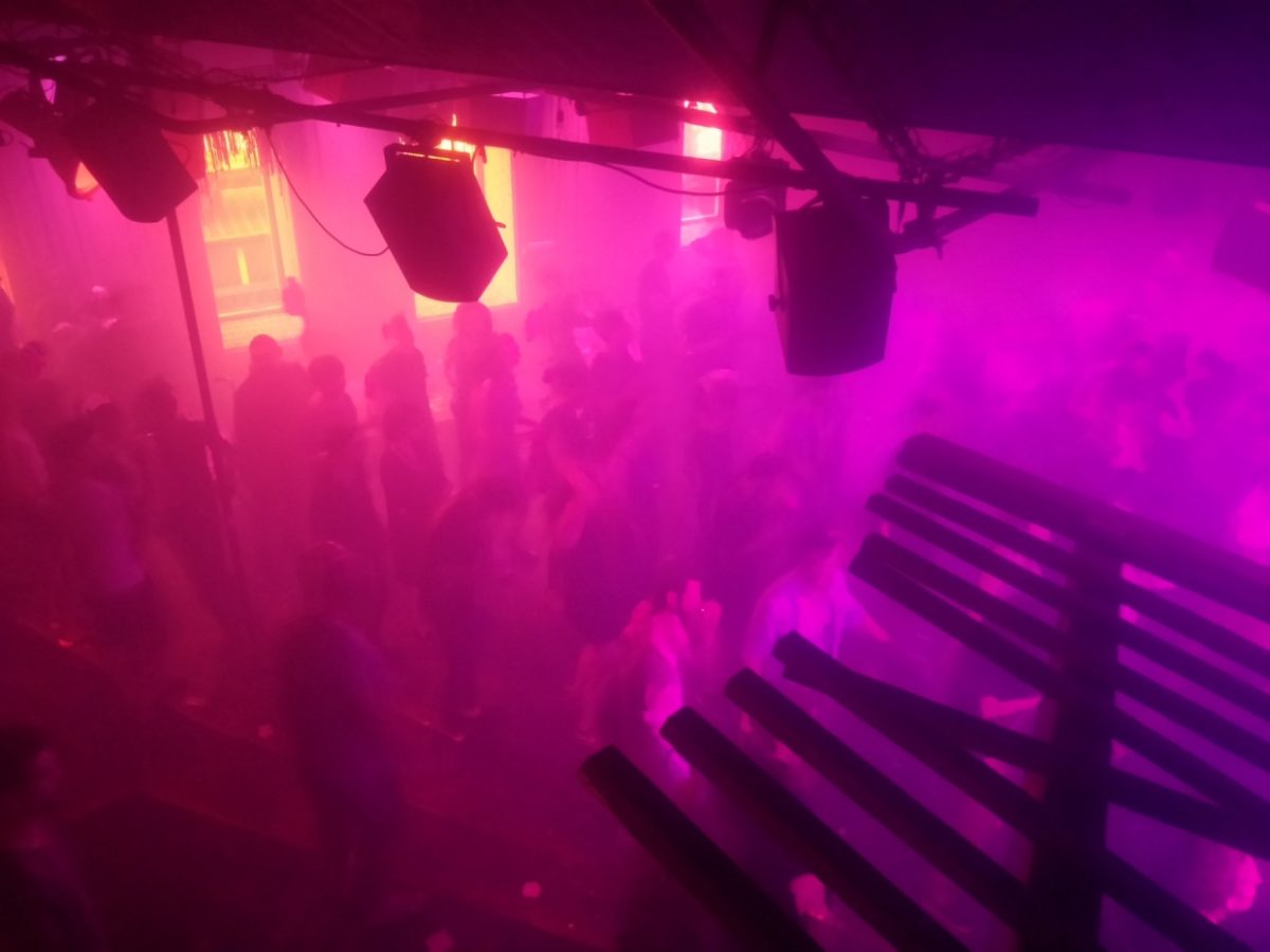 Viele Berliner Clubs wollen Konsum von „Liquid Ecstasy“ verbannen - bei Kurznachrichten Plus