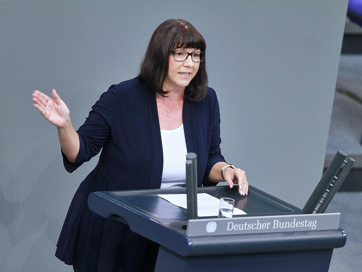 Ex-AfD-Abgeordnete Cotar offen für AfD-Verbotsverfahren - bei Kurznachrichten Plus