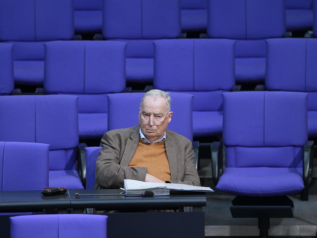 Gauland kandidiert nicht mehr für Bundestagsmandat - bei Kurznachrichten Plus