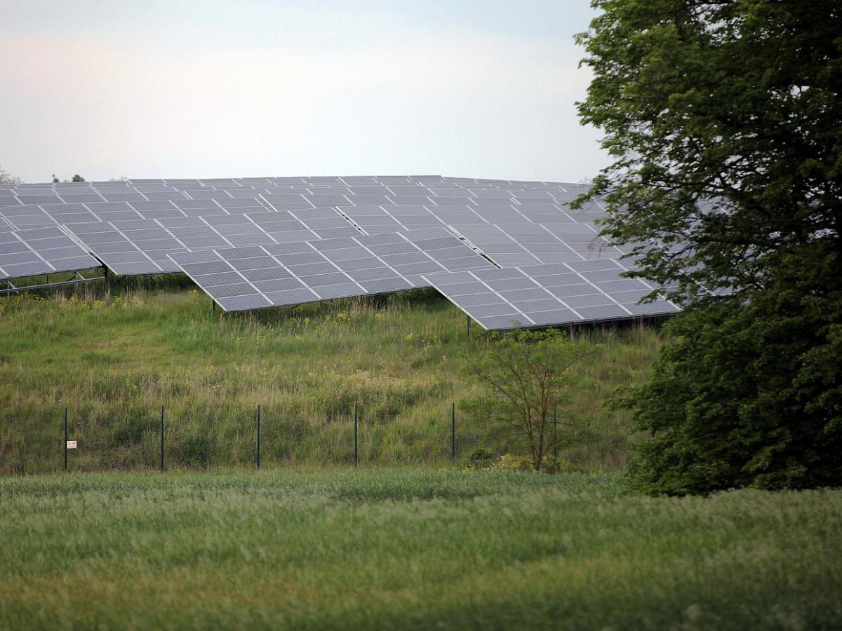 Großes Investoreninteresse an Solarparks in Deutschland - bei Kurznachrichten Plus