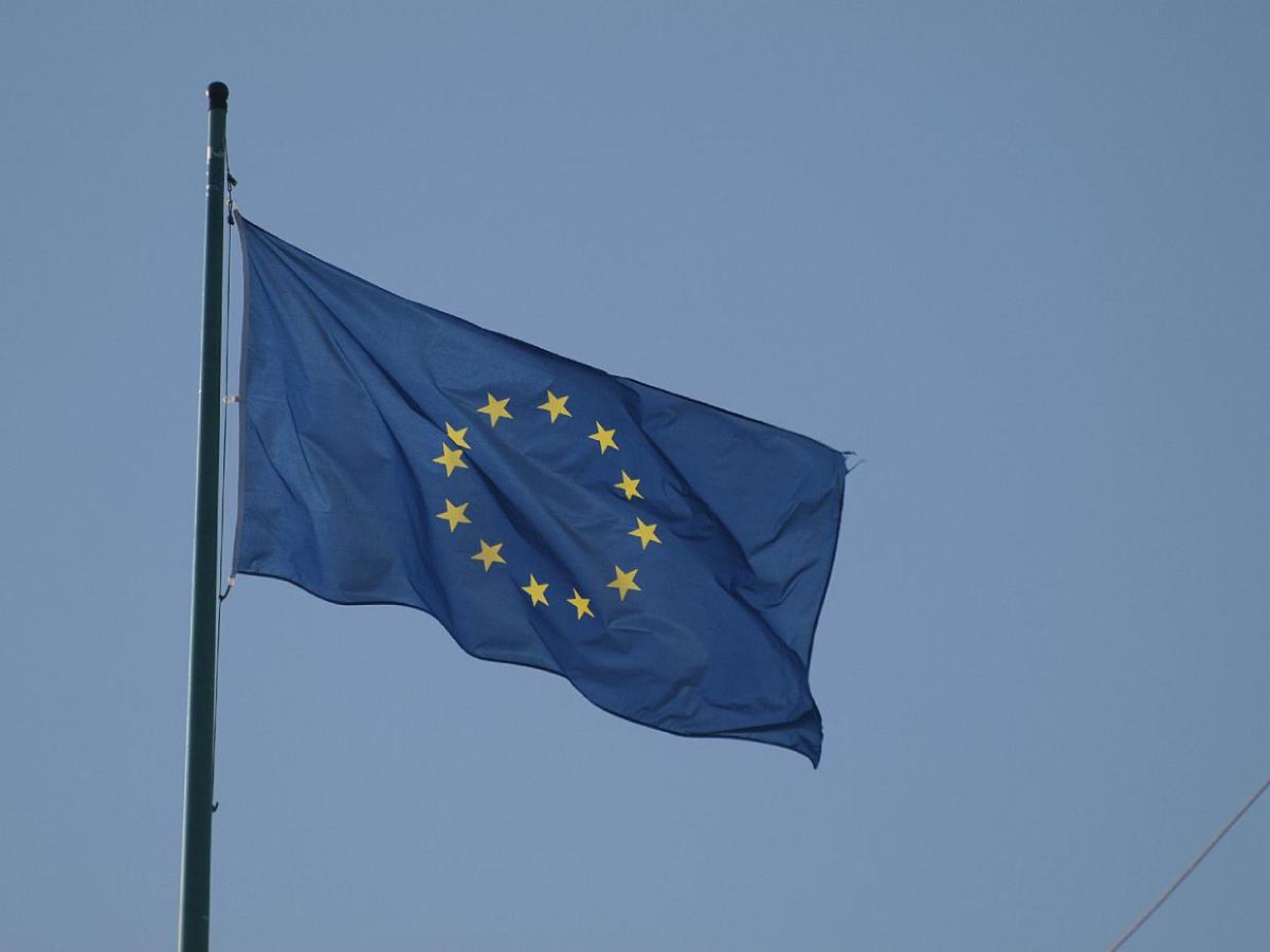 Hahn: Ukraine-Beitritt könnte deutlich höheres EU-Budget erfordern - bei Kurznachrichten Plus