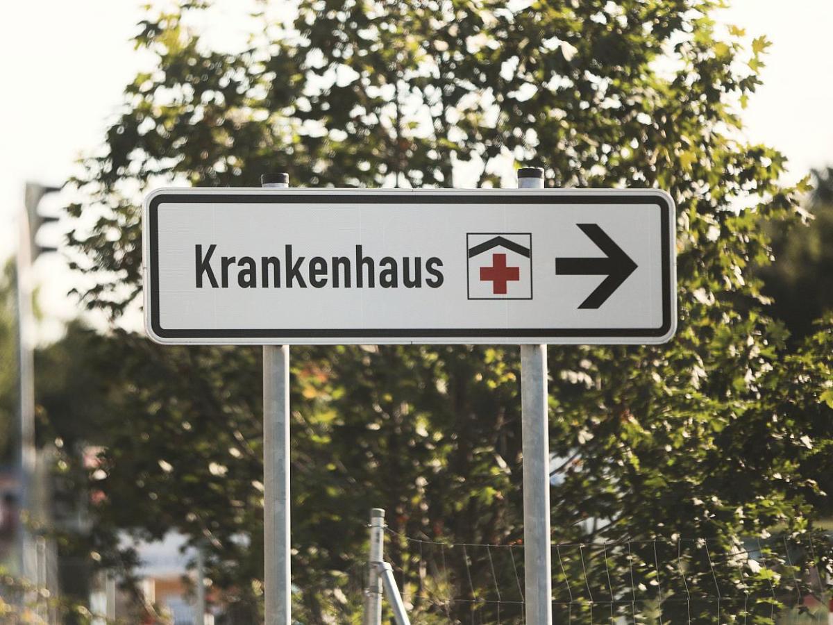 Handwerksverband für geringere Lohnfortzahlung im Krankheitsfall - bei Kurznachrichten Plus