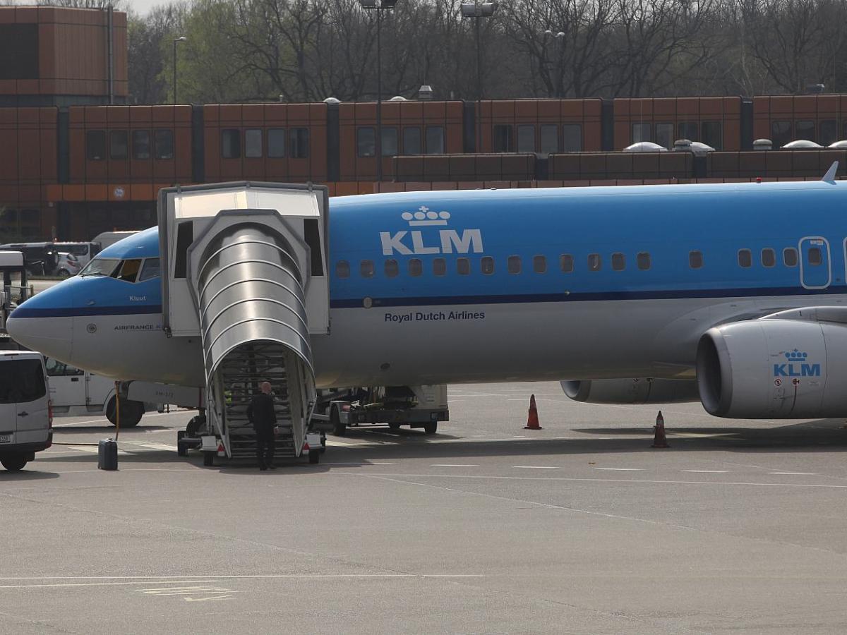 KLM stellt wegen Computerstörung Flugbetrieb ein - bei Kurznachrichten Plus