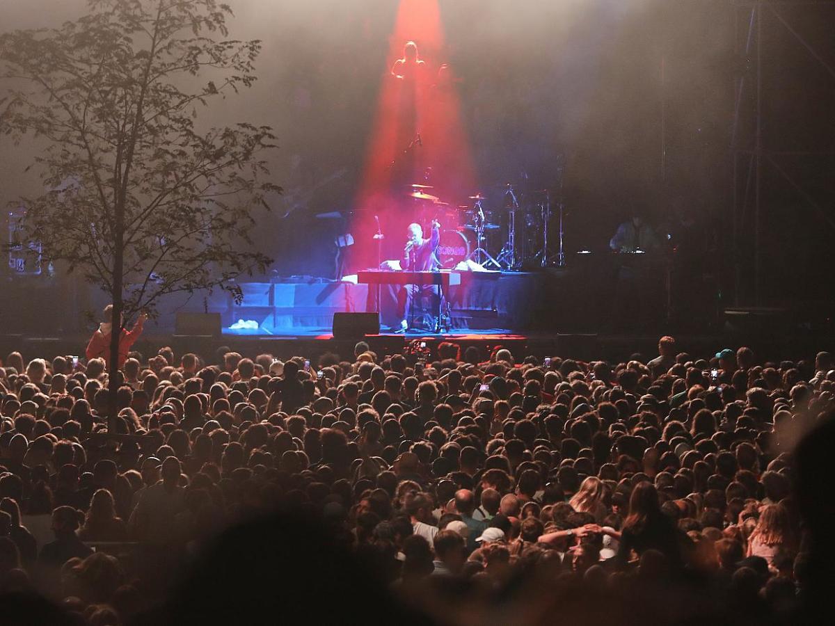 Mehrere Tausend bei kostenlosem Konzert von Peter Fox im „Görli“ - bei Kurznachrichten Plus