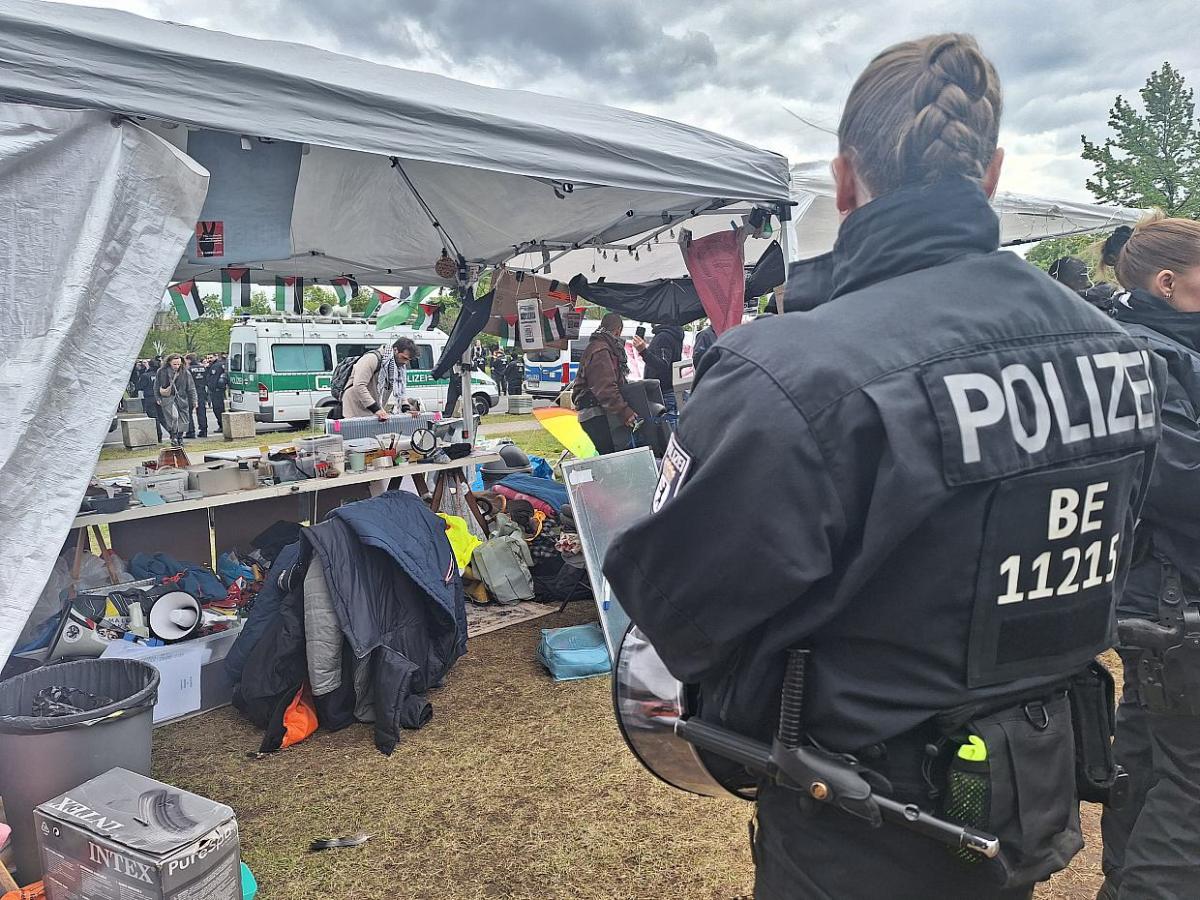 Pro-palästinensisches Protestcamp vor Reichstagsgebäude geräumt - bei Kurznachrichten Plus