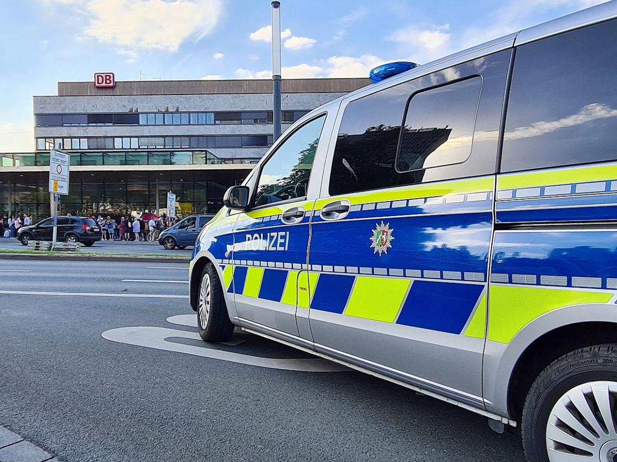 Proteste gegen AfD-Parteitag in Essen laufen an - bei Kurznachrichten Plus