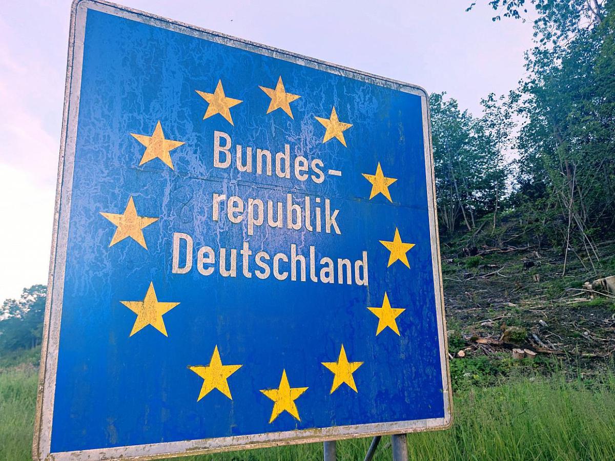 Rhein: „Brauchen ein Stoppschild an deutschen Grenzen“ - bei Kurznachrichten Plus