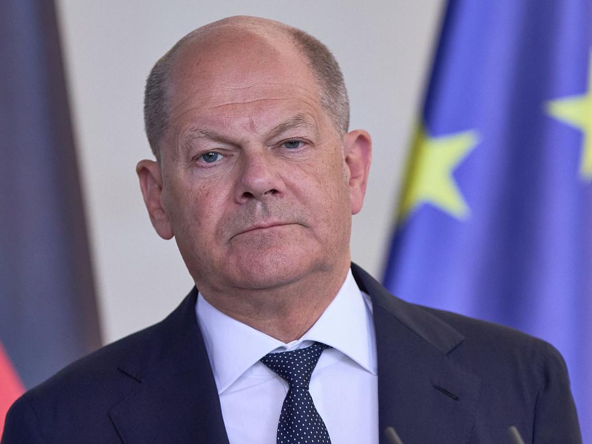 Scholz kondoliert nach Tod des iranischen Präsidenten - bei Kurznachrichten Plus