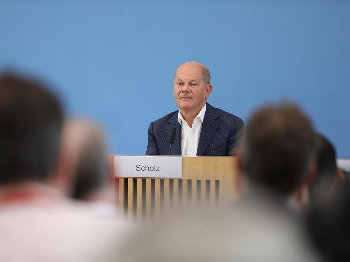 Scholz würde sich wieder mit Friedensbegriff plakatieren lassen - bei Kurznachrichten Plus