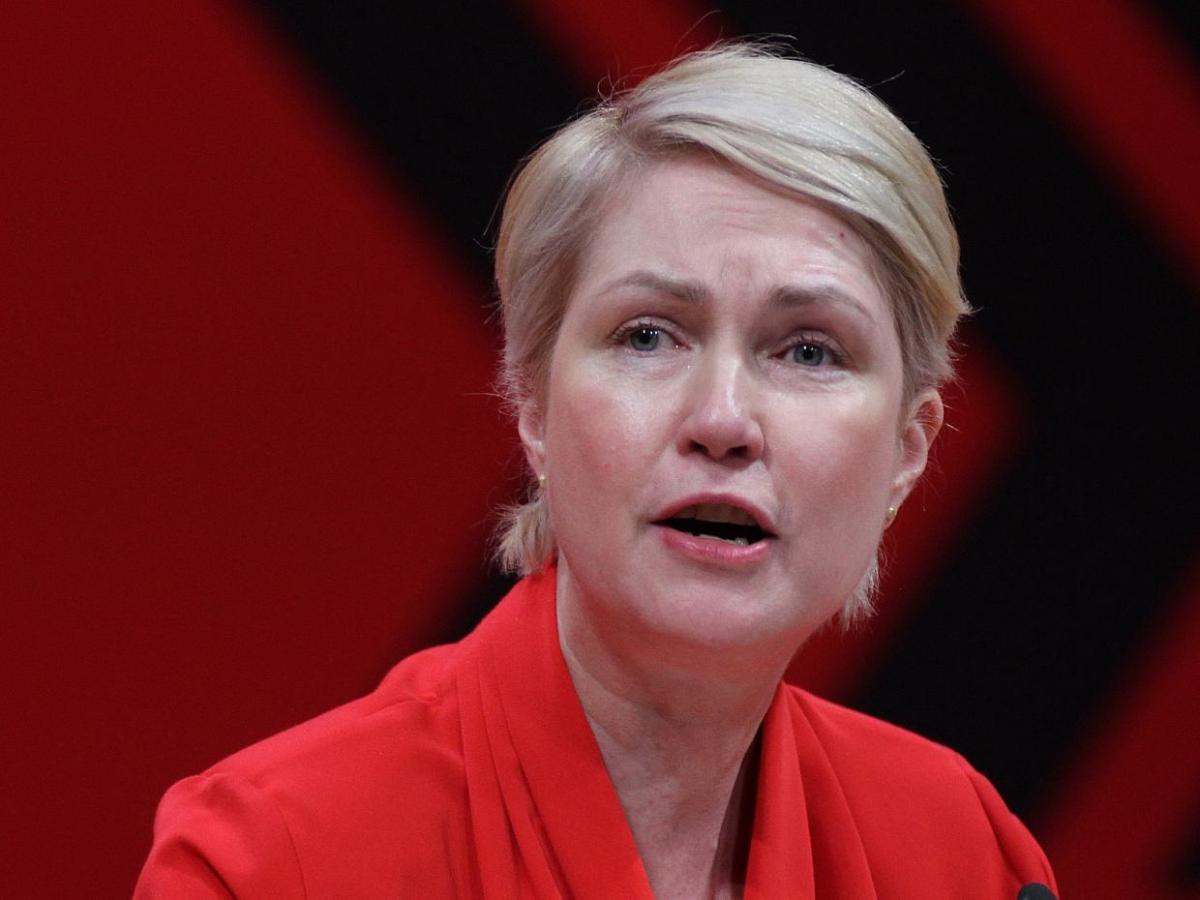 Schwesig kritisiert Umgang der Opposition mit ihrer Krebserkrankung - bei Kurznachrichten Plus