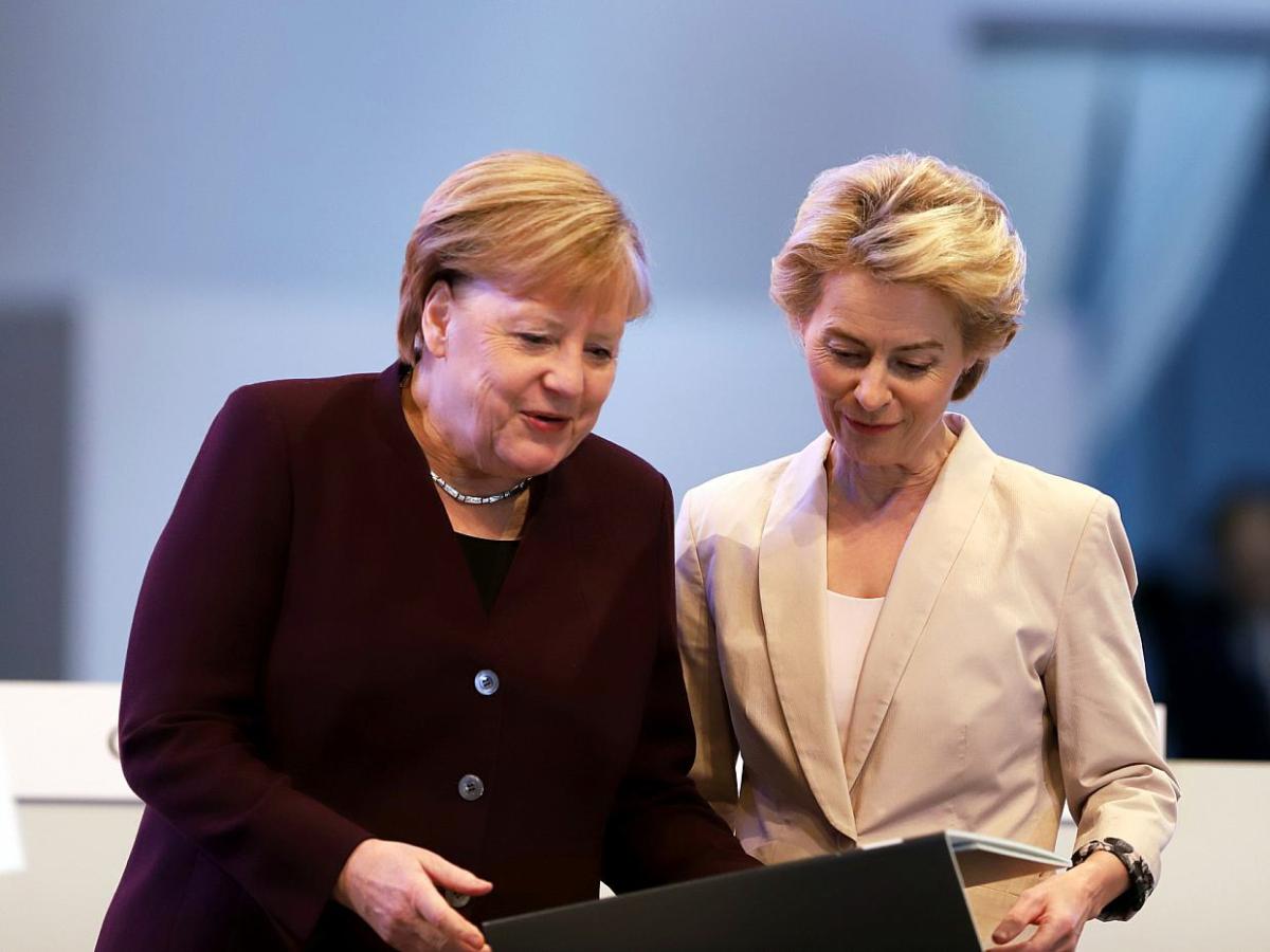 Von der Leyen hat noch regelmäßig Kontakt zu Merkel - bei Kurznachrichten Plus