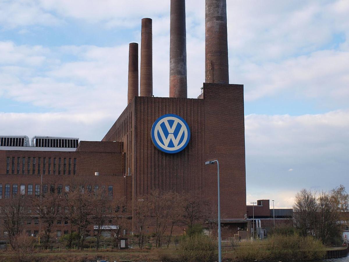 VW-Gesamtbetriebsrat stellt sich gegen Standortschließungen - bei Kurznachrichten Plus