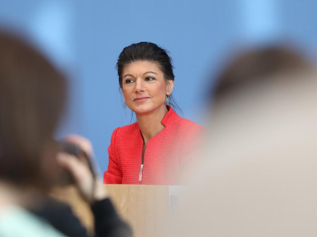 Wagenknecht in Debatte um Pflegeversicherung gegen Beitragserhöhung - bei Kurznachrichten Plus