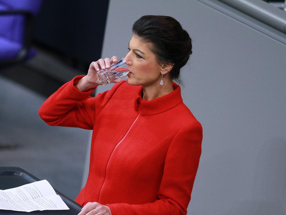 Wagenknecht reklamiert Ukraine-Geldstopp für sich - bei Kurznachrichten Plus