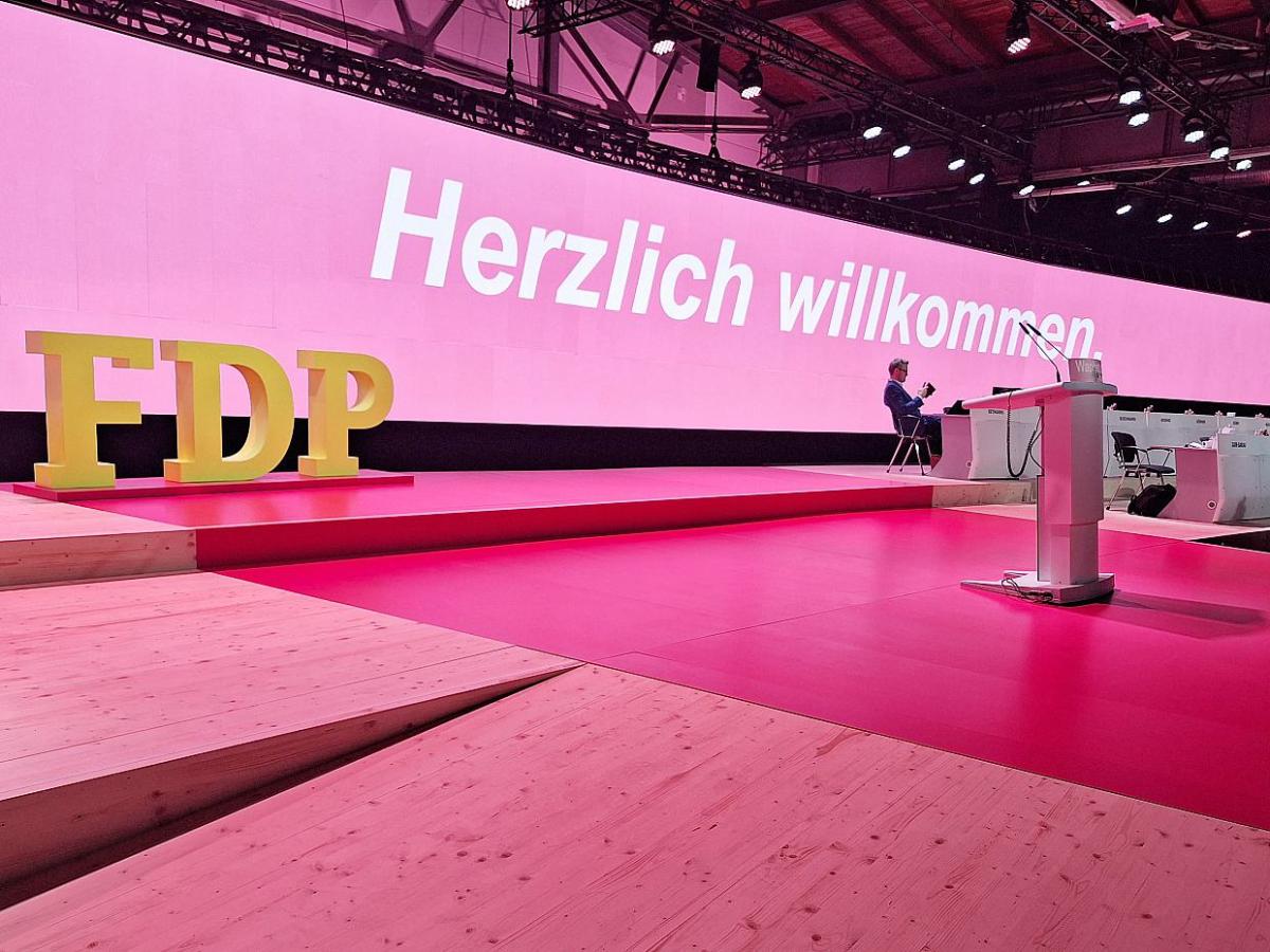 Zweitägiger FDP-Parteitag beginnt - bei Kurznachrichten Plus